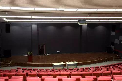 学校多功能厅香蕉视频在线网址系统的设计与实现